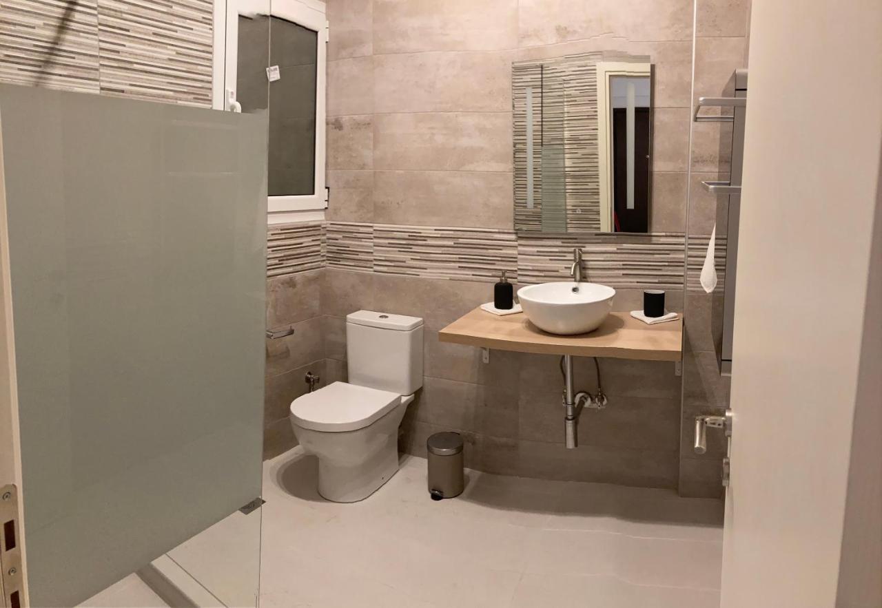 Acropolis Casa Historical Centre Top Floor Luxury Suite 150 Meters To Metro Athen Eksteriør bilde